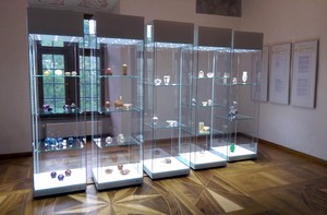 Sonderausstellung des Glasapparatebauers Gnter Kehr im Glasmuseum Schloss Hadamar
